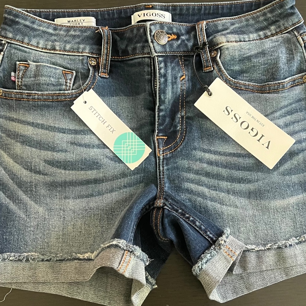 Vigoss Pixie Cuffed Frayed Hem Shorts